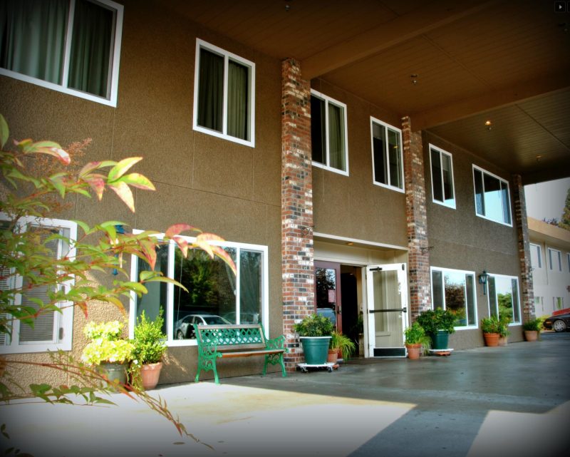 Everett Plaza Independent & Assisted Living Retirement Community.