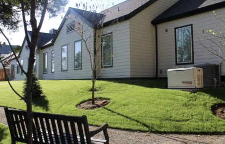 Memory Care Community Lawn in Covington Washington