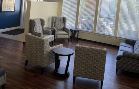 Memory Care Community in Covington Lounge