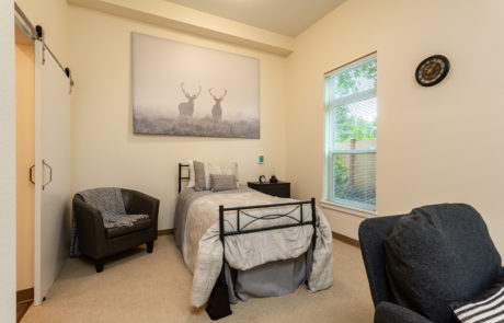 Assisted Living Community Bedroom in Covington Washington