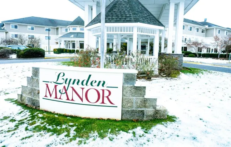 Assisted Living Community in Lynden Manor